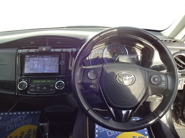 中古車 トヨタ カローラフィールダー 1 5 ハイブリッド G エアロツアラー W B ハーフレザーメモリー地デジナビbカメラetc の中古車詳細 114 000km ブラック 神奈川県 53万円 中古車情報 中古車検索なら 車選びドットコム 車選び Com