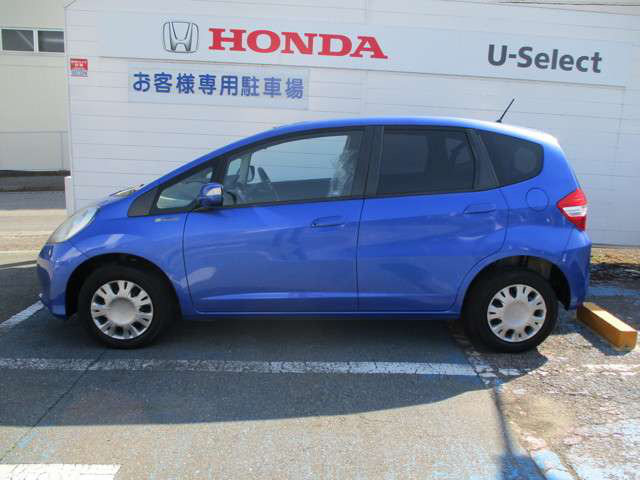 中古車 ホンダ フィット 1 3 G 10thアニバーサリー の中古車詳細 18 000km ブルー 千葉県 45万円 中古車情報 中古車 検索なら 車選びドットコム 車選び Com 中古車 ホンダ フィット 1 3 G 10thアニバーサリー の中古車詳細 18 000km ブルー 千葉県 45万円 中古車情報 中古車 検索なら 車選びドットコム 車選び Com