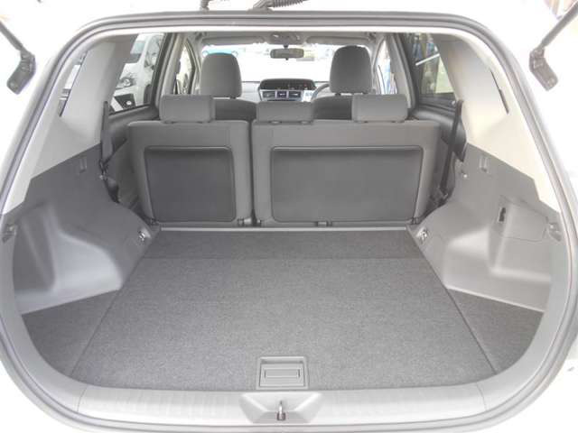 中古車 トヨタ プリウスa 1 8 S の中古車詳細 000km パールメタリック 岡山県 万円 中古車情報 中古車検索なら 車選びドットコム 車選び Com