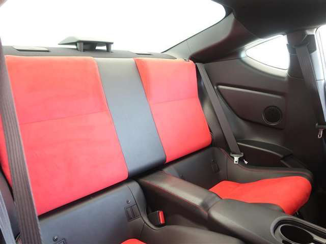 中古車 トヨタ 86 2 0 Gt の中古車詳細 15 000km レッド 富山県 9万円 中古車情報 中古車検索なら 車選びドットコム 車選び Com
