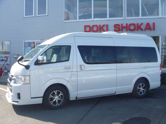 中古車 トヨタ ハイエースバン 2 8 Dx ワイド スーパーロング ハイルーフ ディーゼル 4wd の中古車詳細 新車 パール 青森県 737万円 中古車情報 中古車検索なら 車選びドットコム 車選び Com
