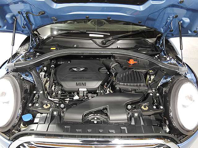 中古車 Bmw ミニクラブマン クーパー D の中古車詳細 18 000km ブルー 神奈川県 279万円 中古車情報 中古車検索なら 車 選びドットコム 車選び Com 中古車 Bmw ミニクラブマン クーパー D の中古車詳細 18 000km ブルー 神奈川県 279万円 中古車情報 中古車検索なら 車 選びドットコム 車選び Com