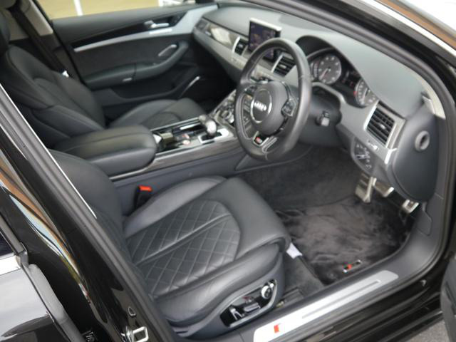 中古車 アウディ S8 4 0 4wd の中古車詳細 45 000km ブラックメタリック 神奈川県 550万円 中古車情報 中古車 検索なら 車選びドットコム 車選び Com