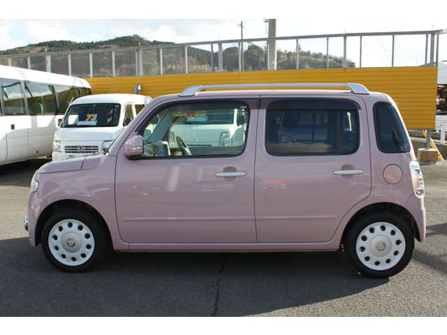 中古車 ダイハツ ミラココア プラス X スペシャルコーデ の中古車詳細 61 000km ピンク 長崎県 79万円 中古車情報 中古車検索なら 車選びドットコム 車選び Com