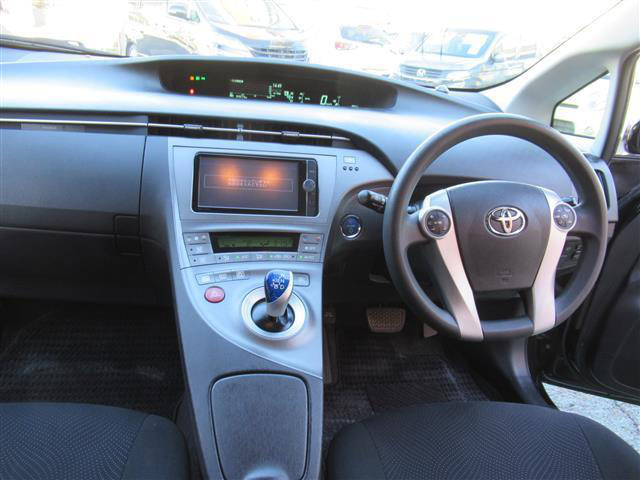 中古車 トヨタ プリウス 1 8 S ツーリングセレクション フルセグ アイドリングストップ Cd の中古車詳細 000km ブラック 愛知県 59 9万円 中古車情報 中古車検索なら 車選びドットコム 車選び Com