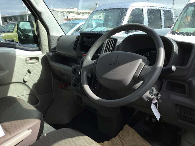 中古車 三菱 ミニキャブバン M ハイルーフ の中古車詳細 登録済未使用車 5km走行 ホワイト 香川県 79 9万円 中古車情報 中古 車検索なら 車選びドットコム 車選び Com