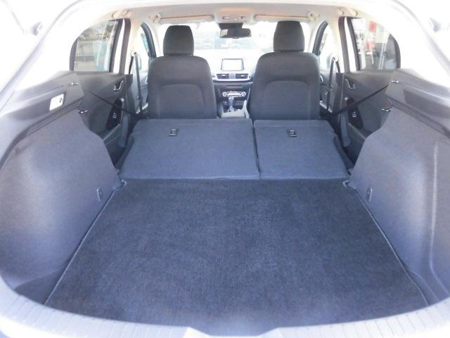 中古車 マツダ アクセラスポーツ 1 5 15s プロアクティブ の中古車詳細 33 000km ホワイト 三重県 132 8万円 中古車情報 中古車検索なら 車選びドットコム 車選び Com