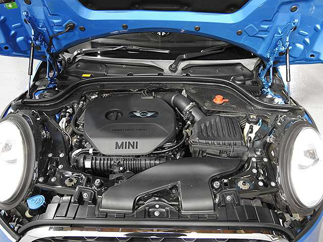 中古車 Bmw ミニ クーパー S の中古車詳細 17 000km ブルーメタリック 神奈川県 239万円 中古車情報 中古車検索なら 車選びドットコム 車選び Com