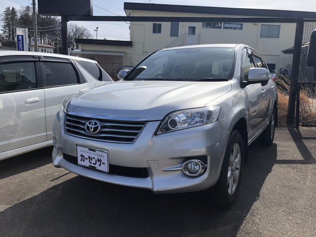 中古車 トヨタ ヴァンガード 2 4 240s の中古車詳細 95 000km シルバー 長野県 79 8万円 中古車情報 中古車検索なら 車選びドットコム 車選び Com