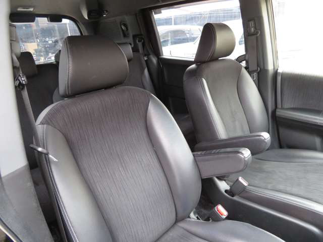 中古車情報 ホンダ フリードスパイク 1 5 G エアロ 修復歴無し の中古車詳細 走行距離 9 2万km カラー プレミアムスパークルブラックパール 販売地域 千葉県四街道市 中古車を探すなら Carme カーミー 中古車