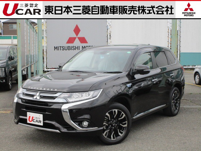 中古車 三菱 アウトランダーphev 2 0gプレミアムパッケージ 4wd の中古車詳細 12 000km ルビーブラックパール 神奈川県 285万円 中古車情報 中古車検索なら 車選びドットコム 車選び Com