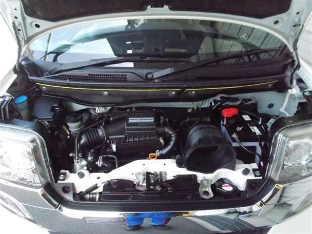 中古車 ホンダ N Boxカスタム G ターボ Lパッケージ の中古車詳細 5 000km パールメタリック 和歌山県 136万円 中古車情報 中古車検索なら 車選びドットコム 車選び Com