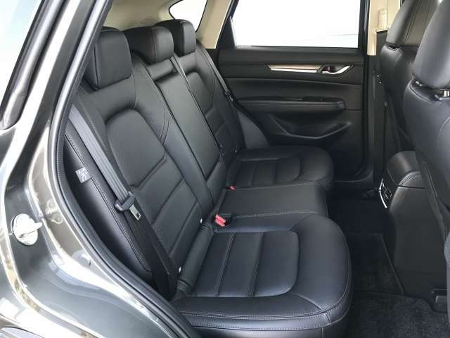 中古車 マツダ Cx 5 2 2 Xd Lパッケージ 4wd の中古車詳細 49 000km ダークシルバーメタリック 宮崎県 249 9万円 中古車情報 中古車検索なら 車選びドットコム 車選び Com