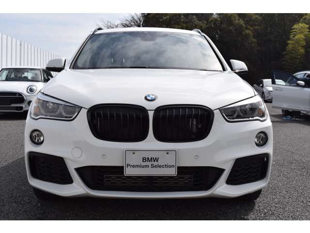 中古車 Bmw X1 Sドライブ 18i Mスポーツ の中古車詳細 18 000km ホワイト 千葉県 2 9万円 中古車情報 中古車検索なら 車選びドットコム 車選び Com