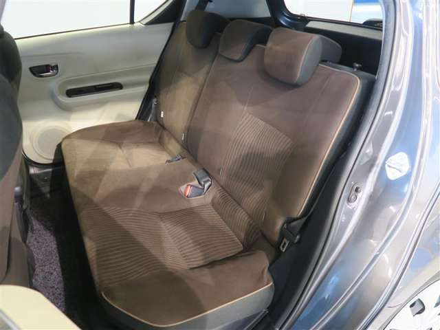 中古車 トヨタ アクア 1 5 G の中古車詳細 80 000km グレーメタリック 東京都 53 9万円 中古車情報 中古車検索なら 車選びドットコム 車選び Com