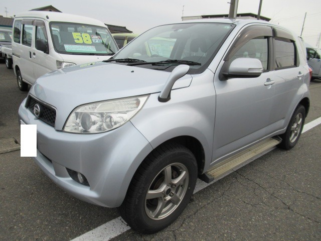 中古車 ダイハツ ビーゴ 1 5 Cx 4wd の中古車詳細 95 000km シルバーメタリック 新潟県 39万円 中古車情報 中古車検索なら 車選びドットコム 車選び Com