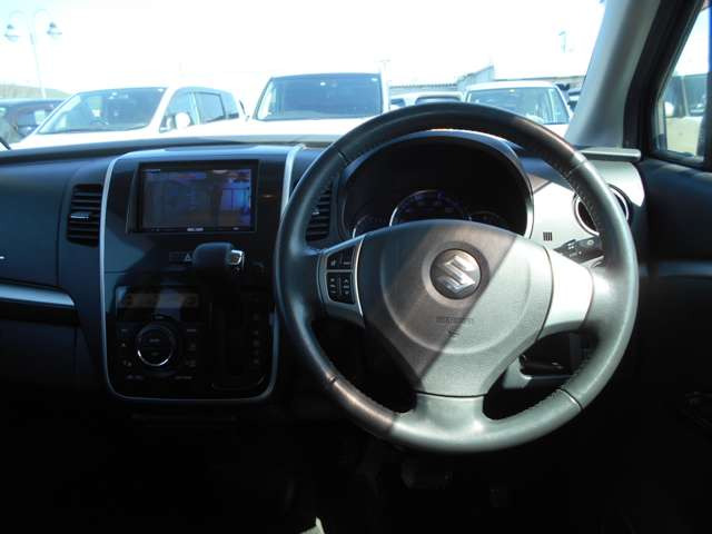 中古車 スズキ ワゴンrスティングレー T 4wd の中古車詳細 74 000km グレーメタリック 三重県 35万円 中古車情報 中古車 検索なら 車選びドットコム 車選び Com