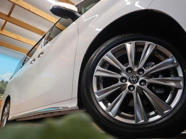 中古車 トヨタ アルファード 2 5 S タイプゴールド の中古車詳細 登録済未使用車 6km走行 ホワイトパールクリスタルシャイン 石川県 379 9万円 中古車情報 中古車検索なら 車選びドットコム 車選び Com