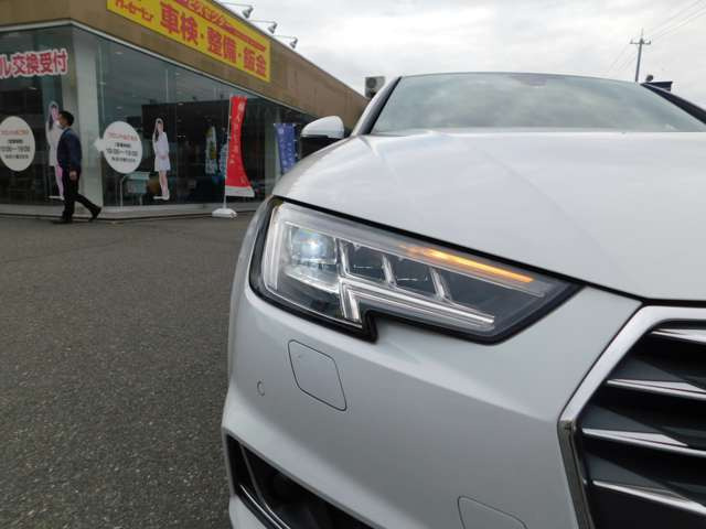 中古車 アウディ アバント 2 0 Tfsi スポーツ Sラインパッケージ の中古車詳細 56 000km パール 福井県 279 9万円 中古車情報 中古車検索なら 車選びドットコム 車選び Com