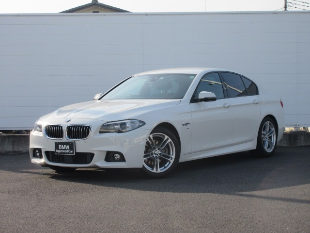 中古車 Bmw 523d Mスポーツ ディーゼルターボ の中古車詳細 35 000km ホワイト 栃木県 258万円 中古車情報 中古車 検索なら 車選びドットコム 車選び Com