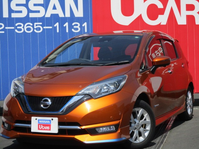 中古車 日産 ノート 1 2 E Power メダリスト の中古車詳細 000km オレンジ 東京都 107 8万円 中古車情報 中古車検索なら 車選びドットコム 車選び Com