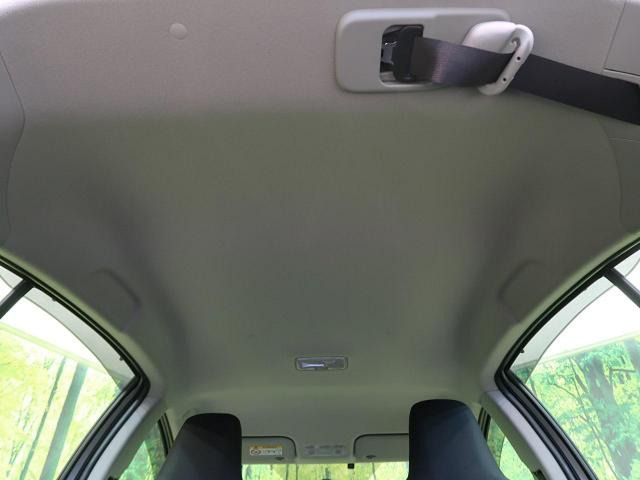 中古車 トヨタ アクア 1 5 L の中古車詳細 8 304km シルバーメタリック 愛知県 9万円 中古車情報 中古車検索なら 車選びドットコム 車選び Com