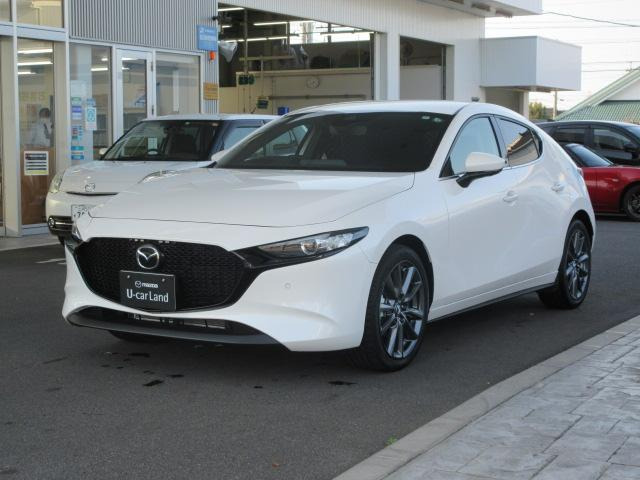 中古車 マツダ Mazda3ファストバック 1 5 15s ツーリング の中古車詳細 715km ホワイト 愛知県 8 8万円 中古車 情報 中古車検索なら 車選びドットコム 車選び Com