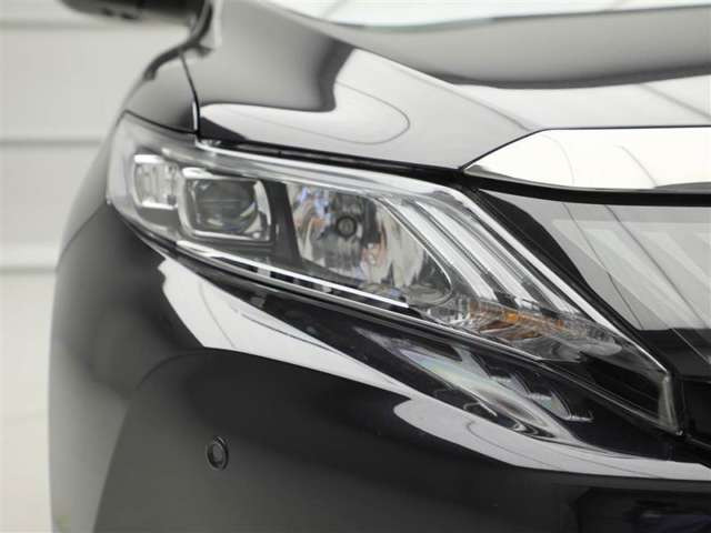 中古車 トヨタ ハリアー ハイブリッド プレミアム の中古車詳細 50 000km ブラック 愛知県 239万円 中古車情報 中古 車検索なら 車選びドットコム 車選び Com