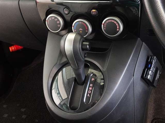 中古車 マツダ デミオ 1 3 13 スカイアクティブ の中古車詳細 55 000km グレー 福岡県 35万円 中古車情報 中古車検索なら 車選びドットコム 車選び Com