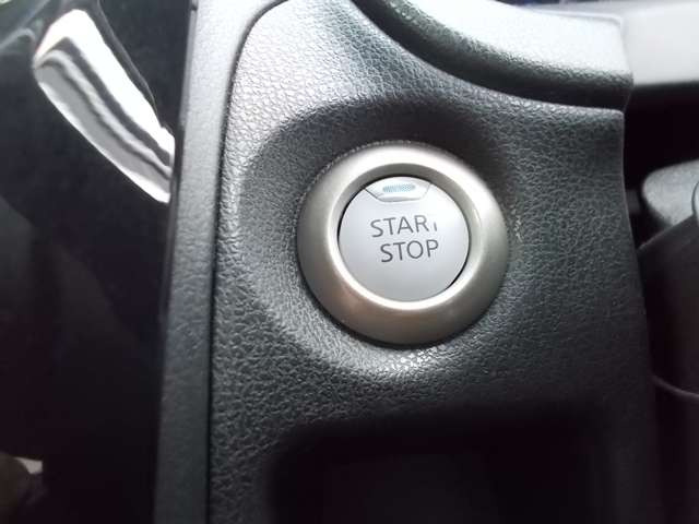 中古車 日産 ノート 1 2 E Power X の中古車詳細 37 000km パールホワイト 京都府 119万円 中古車情報 中古車 検索なら 車選びドットコム 車選び Com