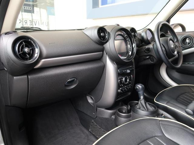 中古車 Bmw ミニクロスオーバー クーパー D の中古車詳細 23 749km ライト ホワイト ソリッド 愛知県 199 7万円 中古車情報 中古車検索なら 車選びドットコム 車選び Com 中古車 Bmw ミニクロスオーバー クーパー D の中古車詳細 23 749km ライト ホワイト ソリッド 愛知県 199 7万円 中古車情報 中古車検索なら 車選びドットコム 車選び Com