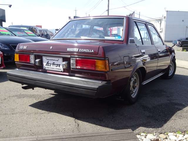 中古車 トヨタ カローラ 1 5 Se の中古車詳細 66 000km ワインレッドメタリック 徳島県 198万円 中古車情報 中古車 検索なら 車選びドットコム 車選び Com