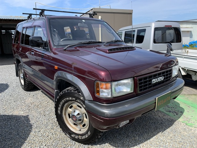 中古車 いすゞ ビッグホーン 3 1 Ls フィールドスター ロング ディーゼル 4wd の中古車詳細 126 000km ツートン 和歌山県 万円 中古車情報 中古車検索なら 車選びドットコム 車選び Com