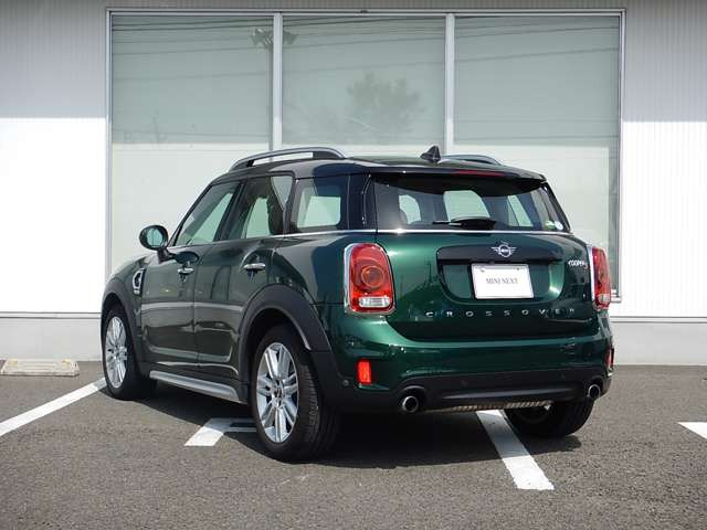 中古車 Bmw ミニクロスオーバー クーパー S の中古車詳細 10 000km グリーン 愛媛県 408万円 中古車情報 中古車検索なら 車選びドットコム 車選び Com