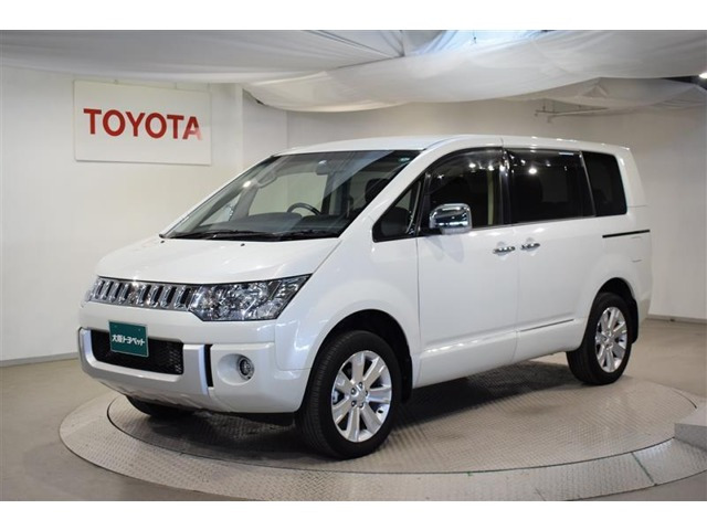 中古車 三菱 デリカd 5 2 2 D プレミアム 4wd ディーゼルターボ の中古車詳細 000km パールメタリック 大阪府 284万円 中古車情報 中古車検索なら 車選びドットコム 車選び Com