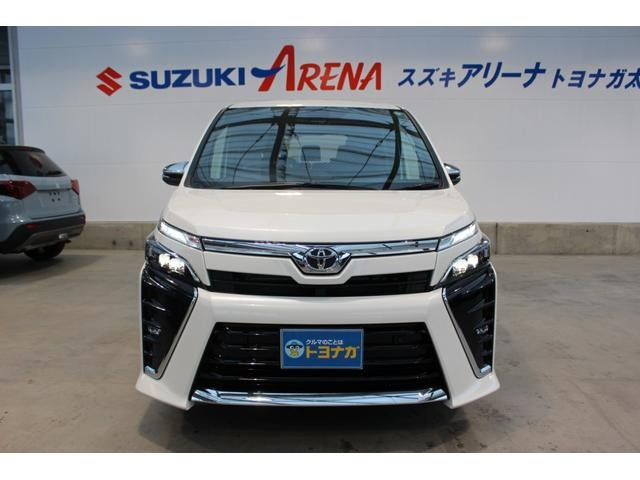 中古車 トヨタ ヴォクシー 2 0 Zs 煌iii 11インチナビtv 後席モニター Bカメラ の中古車詳細 登録済未使用車 3km走行 ホワイトパール 群馬県 307 8万円 中古車情報 中古車検索なら 車選びドットコム 車選び Com 中古車 トヨタ ヴォクシー 2 0 Zs 煌iii 11インチナビtv 後席モニター Bカメラ の中古車詳細 登録済未使用車 3km走行 ホワイトパール 群馬県 307 8万円 中古車情報 中古車検索なら 車選びドットコム 車選び Com