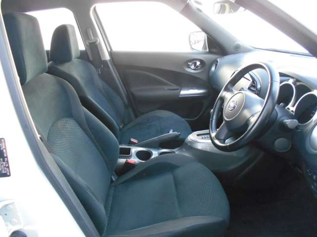 中古車 日産 ジューク 1 5 15rx の中古車詳細 62 000km パールホワイト 茨城県 5万円 中古車情報 中古車 検索なら 車選びドットコム 車選び Com