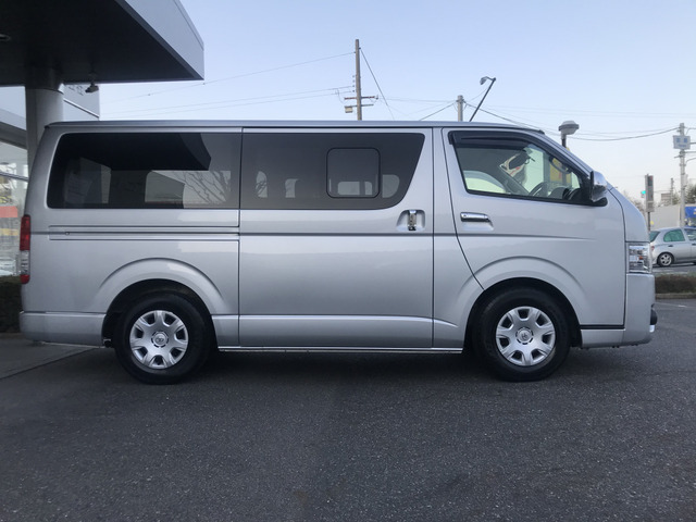 中古車 トヨタ ハイエースバン 3 0 スーパーgl ロング ディーゼル 社外フルセグナビ の中古車詳細 57 000km 1e7 シルバーマイカm 滋賀県 242 8万円 中古車情報 中古車検索なら 車選びドットコム 車選び Com