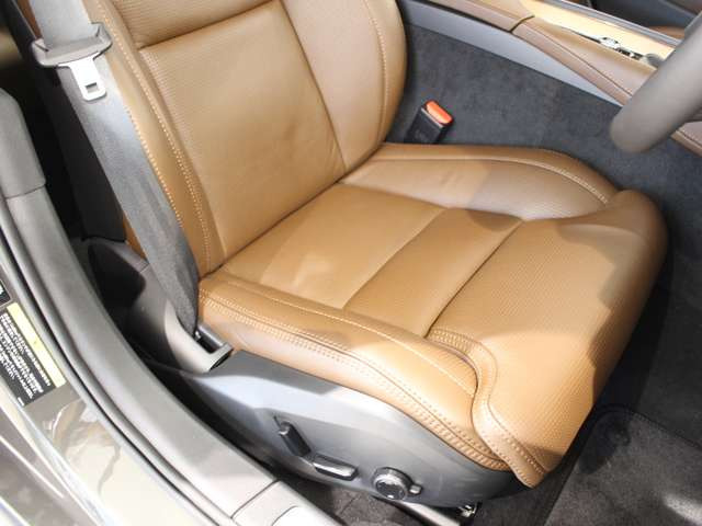 中古車 ボルボ V90 D4 インスクリプション ディーゼル の中古車詳細 300km グレーメタリック 神奈川県 563万円 中古車 情報 中古車検索なら 車選びドットコム 車選び Com