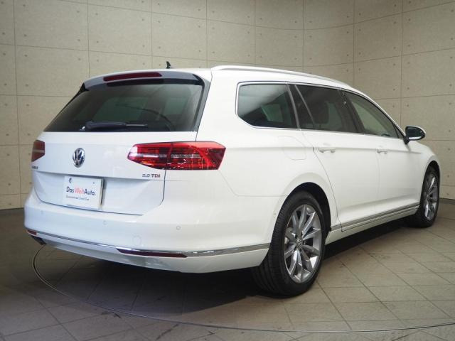 中古車 フォルクスワーゲン パサートヴァリアント Tdi ハイライン ディーゼル の中古車詳細 6 000km ホワイト 東京都 399万円 中古車情報 中古車検索なら 車選びドットコム 車選び Com