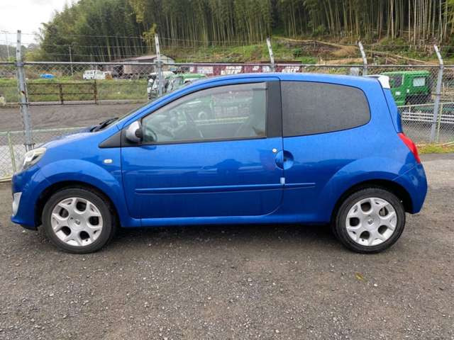 中古車 ルノー トゥインゴ Gt 5速mtターボサンルーフ検2年受渡キーレス の中古車詳細 97 000km ブルー 大分県 29万円 中古車情報 中古車検索なら 車選びドットコム 車選び Com