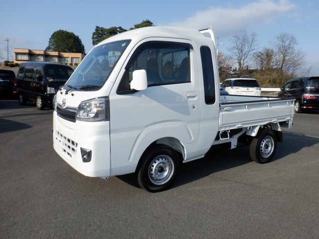 中古車 ダイハツ ハイゼットトラック ジャンボ 4wd の中古車詳細 60km ホワイト 長野県 1万円 中古車情報 中古車検索なら 車選びドットコム 車選び Com