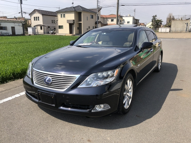中古車 レクサス Ls600hl 600hl 4wd の中古車詳細 286 000km クロ 群馬県 45万円 中古車情報 中古車 検索なら 車選びドットコム 車選び Com