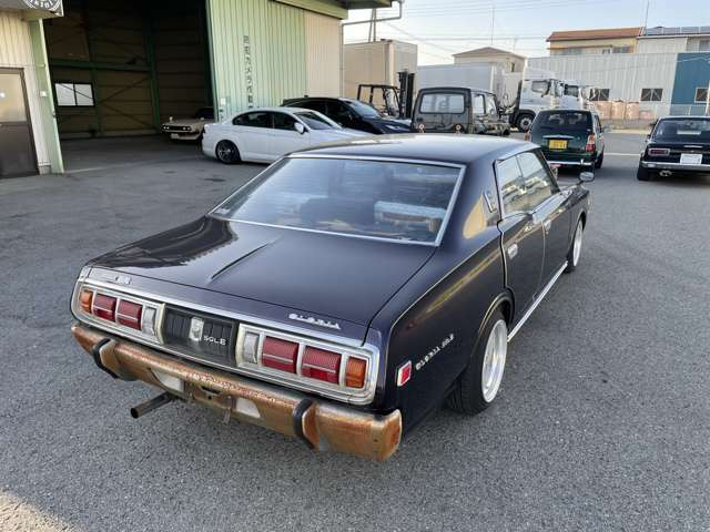 中古車 日産 グロリア 2 8 330グロリア Sgle L28エンジン載替 の中古車詳細 パープル 和歌山県 2万円 中古車情報 中古車検索なら 車選びドットコム 車選び Com