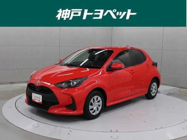 中古車 トヨタ ヤリス 1 0 X の中古車詳細 3 000km レッド 兵庫県 139 3万円 中古車情報 中古車検索なら 車 選びドットコム 車選び Com