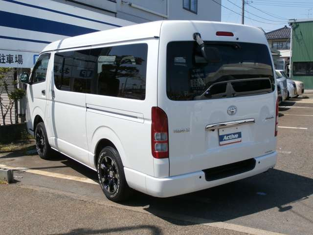 中古車 トヨタ ハイエースバン 2 7 スーパーgl ワイド ロング ミドルルーフ 4wd の中古車詳細 134 000km パールホワイト 新潟県 185万円 中古車情報 中古車検索なら 車選びドットコム 車選び Com