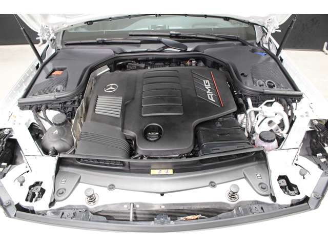 中古車 メルセデス ベンツ Amg Cls53 4マチック プラス 4wd の中古車詳細 12 000km ホワイト 千葉県 978万円 中古車情報 中古車検索なら 車選びドットコム 車選び Com