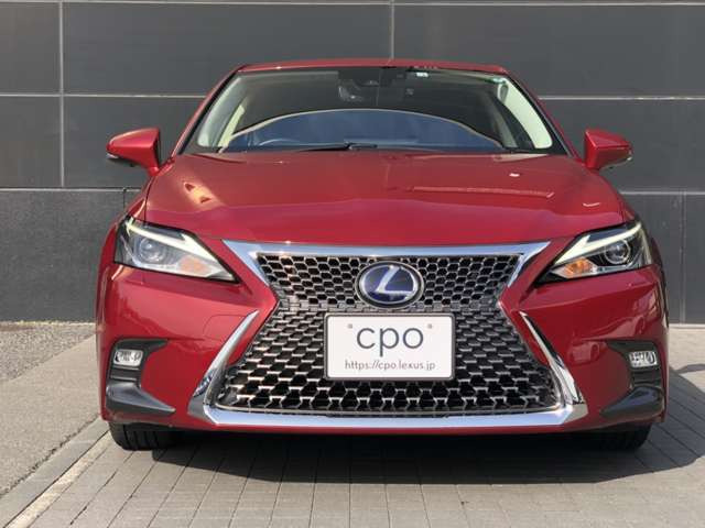 中古車 レクサス Ct0h バージョン L の中古車詳細 11 000km レッドメタリック 長野県 348万円 中古車情報 中古車 検索なら 車選びドットコム 車選び Com