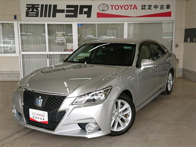 中古車 トヨタ クラウンアスリート Hv アスリートs の中古車詳細 42 000km シルバーメタリック 香川県 255万円 中古車 情報 中古車検索なら 車選びドットコム 車選び Com