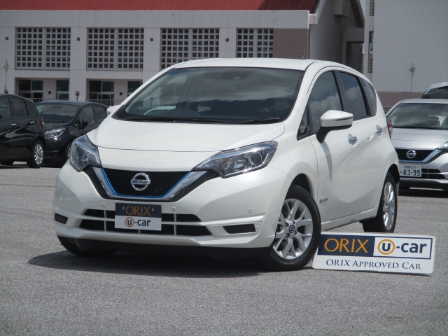 中古車 日産 ノート 1 2 E Power X の中古車詳細 12 000km パールホワイト 沖縄県 141 9万円 中古車情報 中古 車検索なら 車選びドットコム 車選び Com